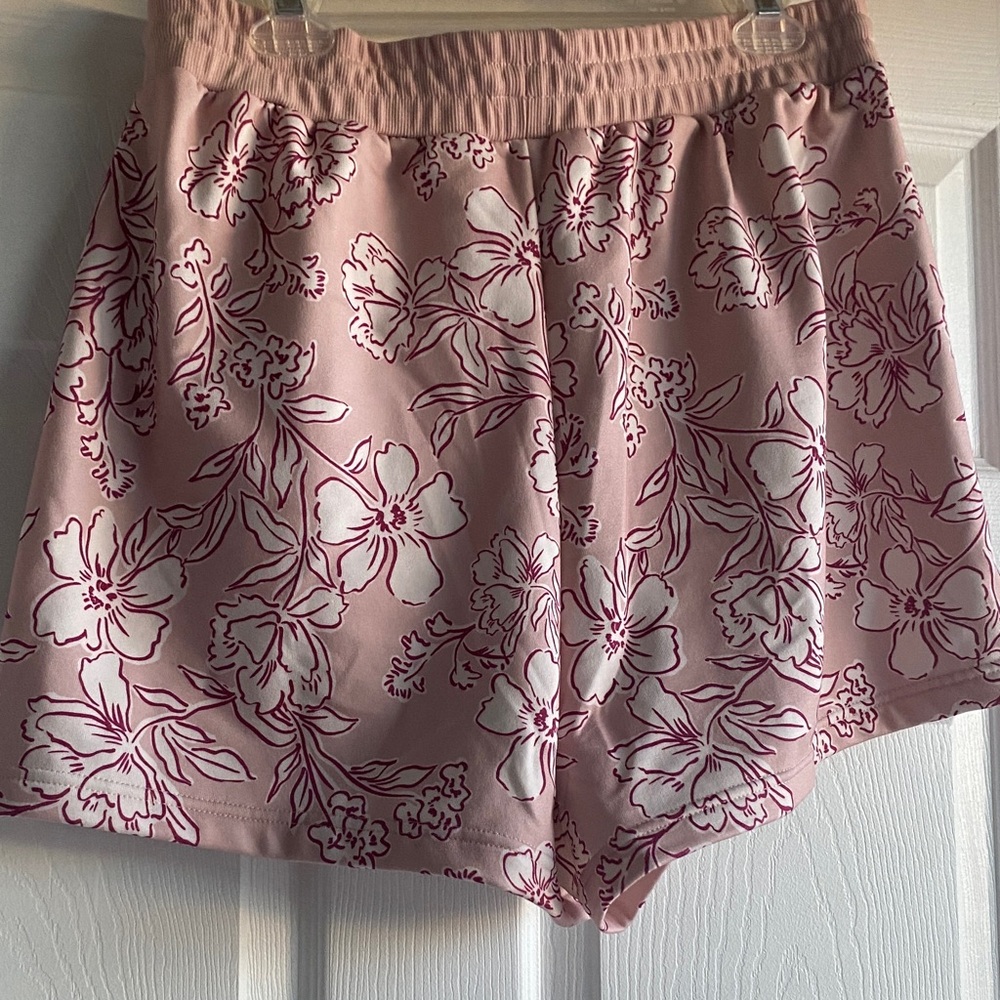 Adore Me Women's Lesley Sweatshirt & Shorts Set - Picture 11 of 13